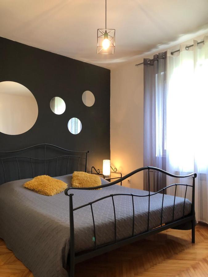 Apartments Salona Trogir Buitenkant foto