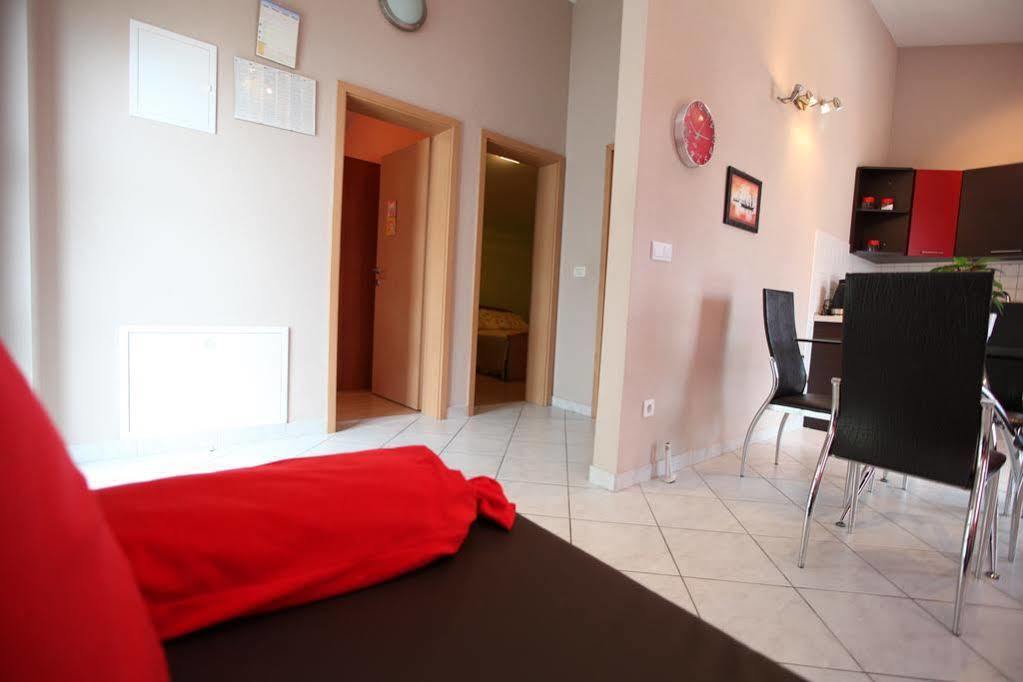 Apartments Salona Trogir Buitenkant foto